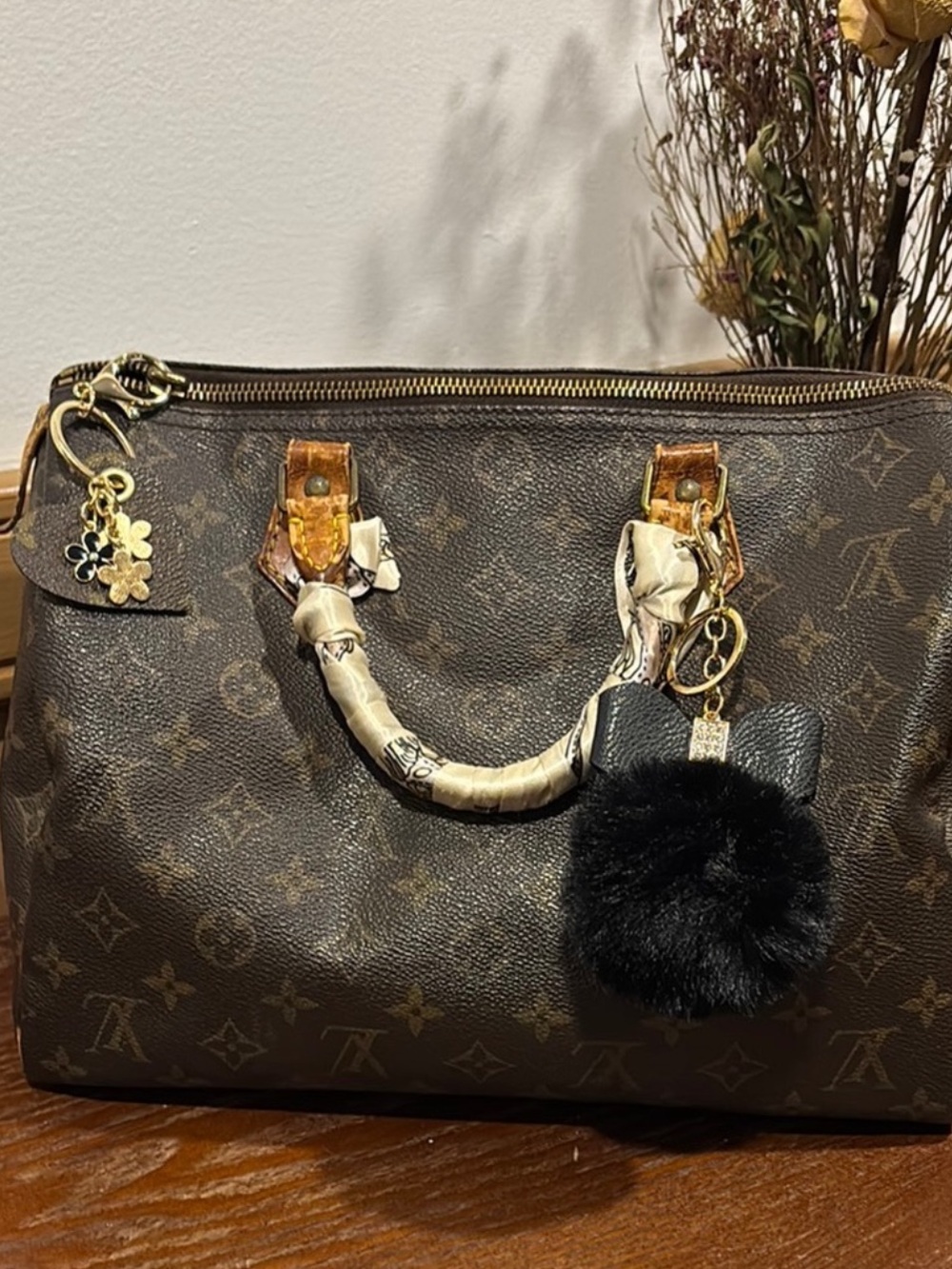 Louis Vuitton Monogram Speedy 30 Handbag